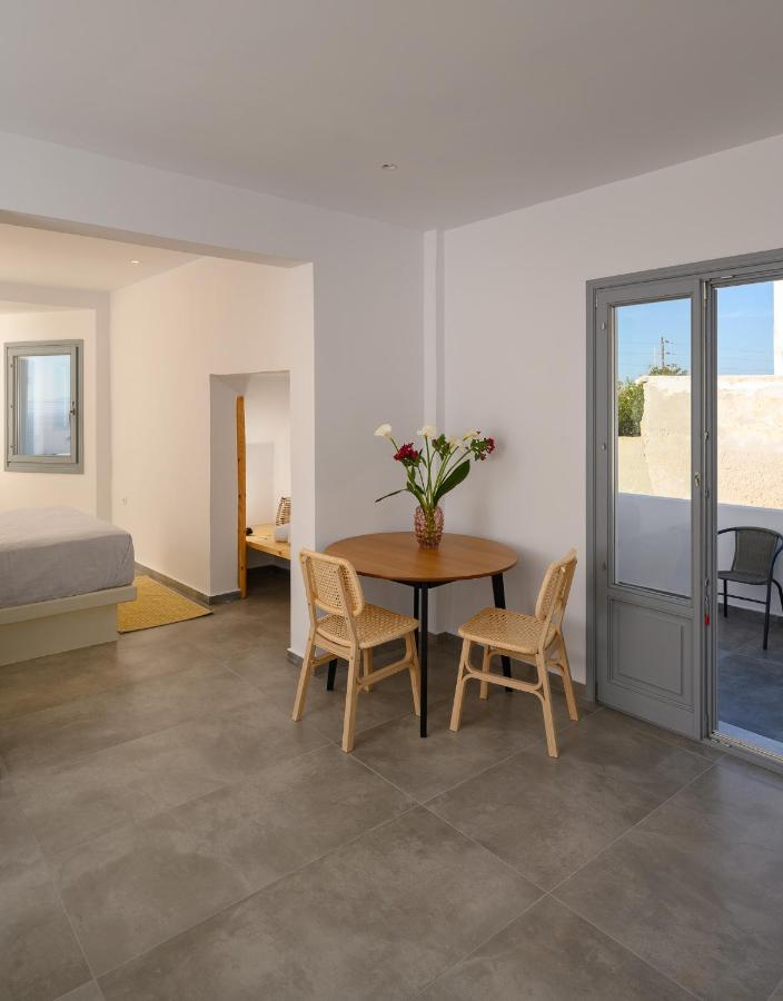 Thoe Oia Suites المظهر الخارجي الصورة